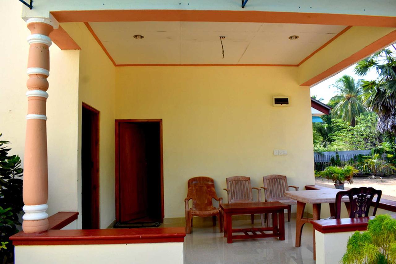 Yaswi Guest House Passikudah Extérieur photo