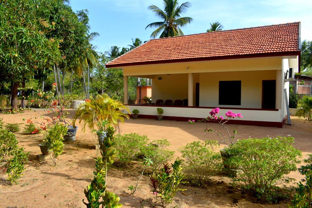 Yaswi Guest House Passikudah Extérieur photo