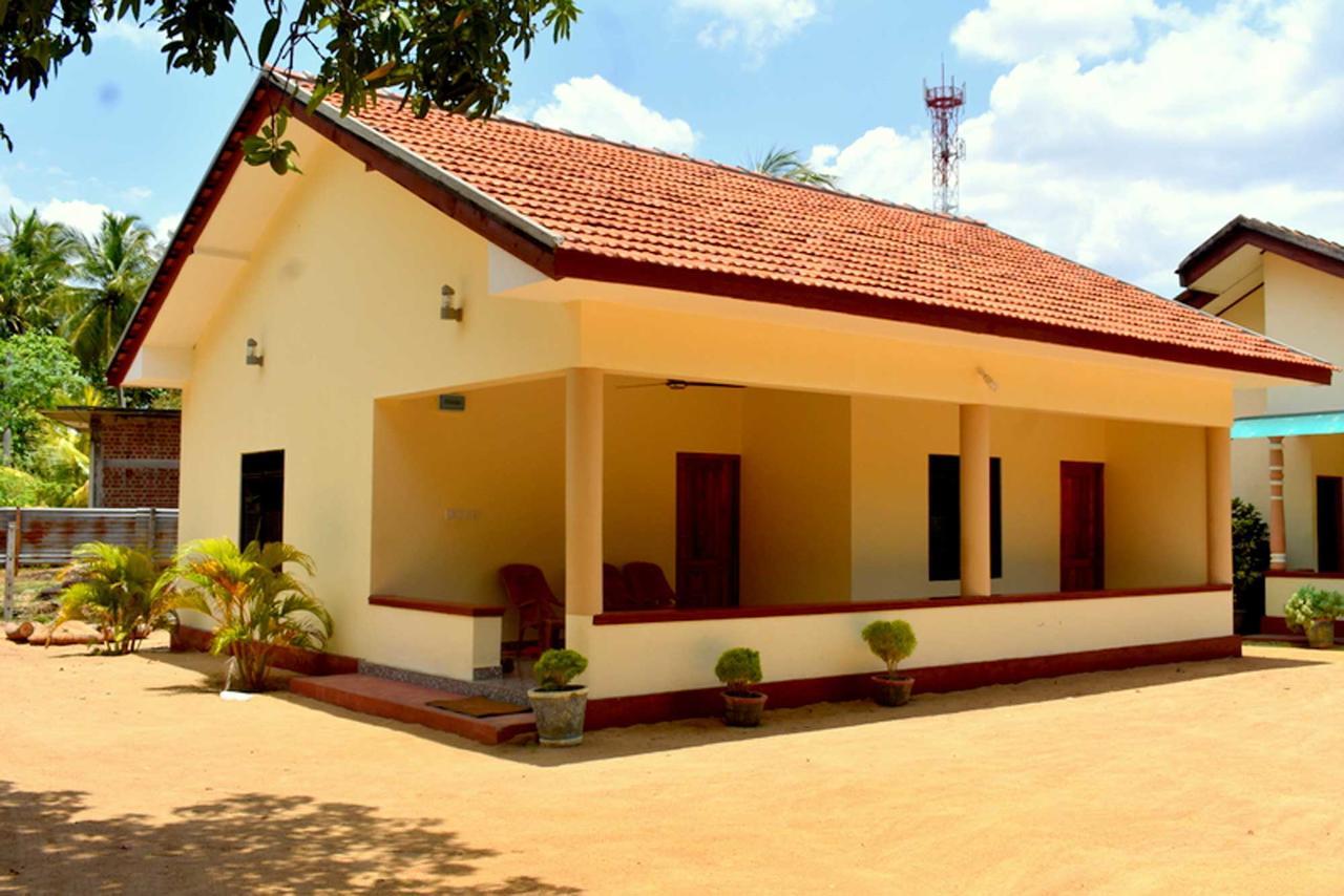 Yaswi Guest House Passikudah Extérieur photo