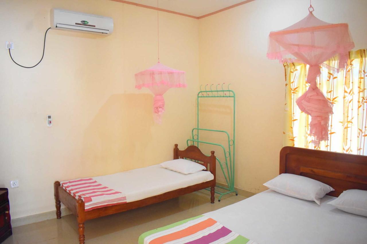 Yaswi Guest House Passikudah Extérieur photo
