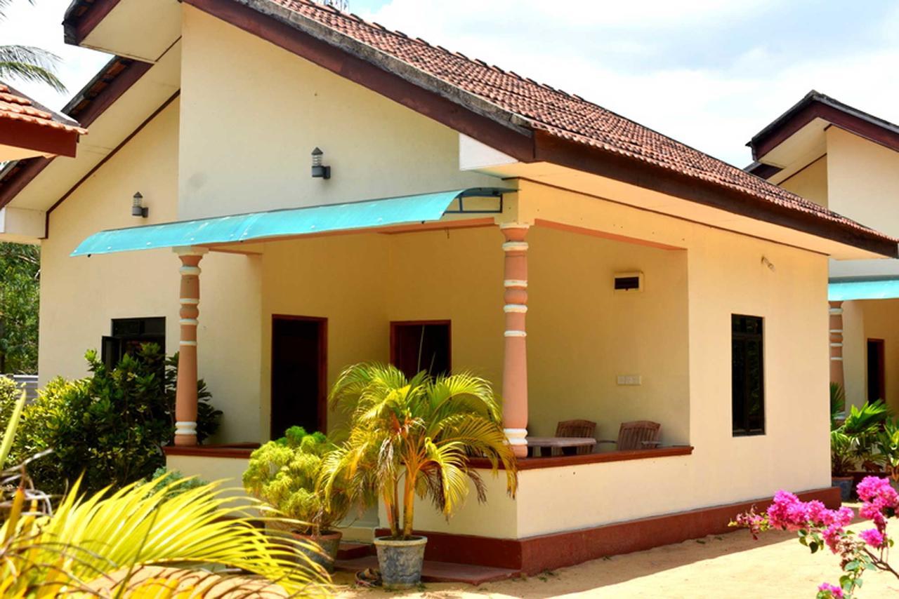 Yaswi Guest House Passikudah Extérieur photo