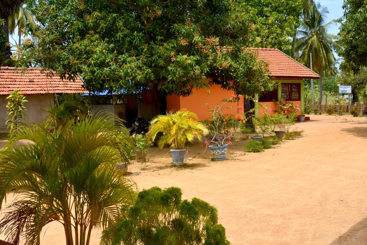 Yaswi Guest House Passikudah Extérieur photo