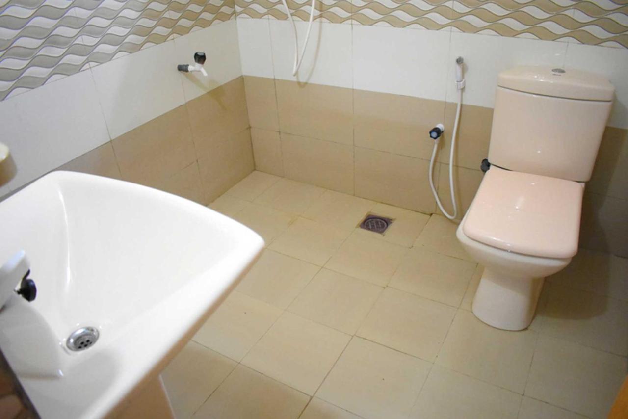 Yaswi Guest House Passikudah Extérieur photo