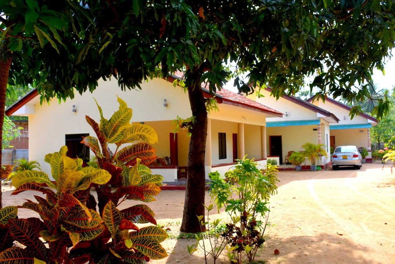 Yaswi Guest House Passikudah Extérieur photo