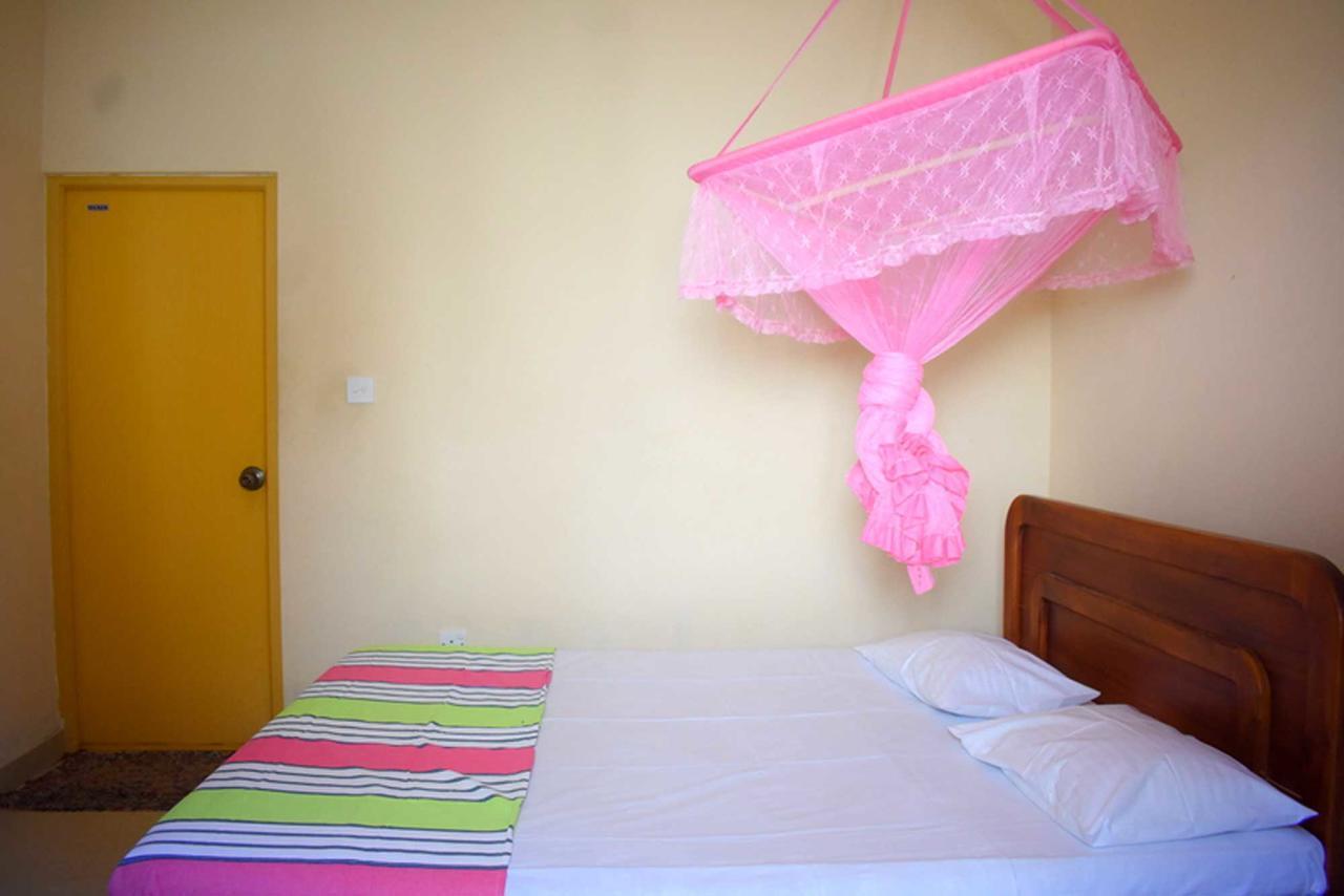 Yaswi Guest House Passikudah Extérieur photo